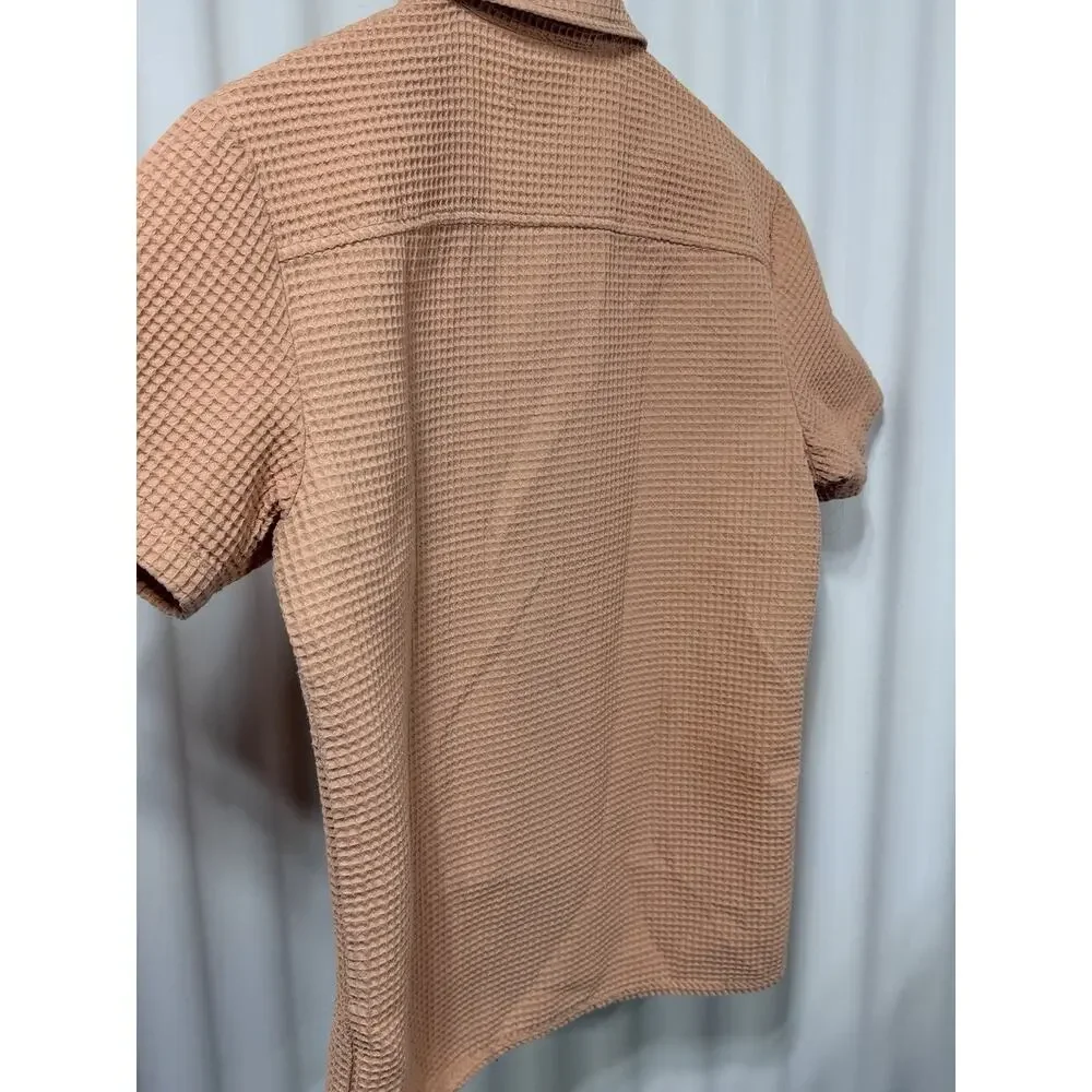 Negative Space Waffle Knit Button Down Camp Shirt Tan Peach Resort Men's Sz Sm